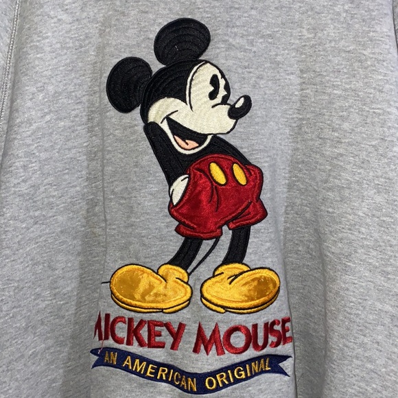 Men’s Small Embroidered Disney Mickey Mouse Crew Neck - Picture 2 of 8